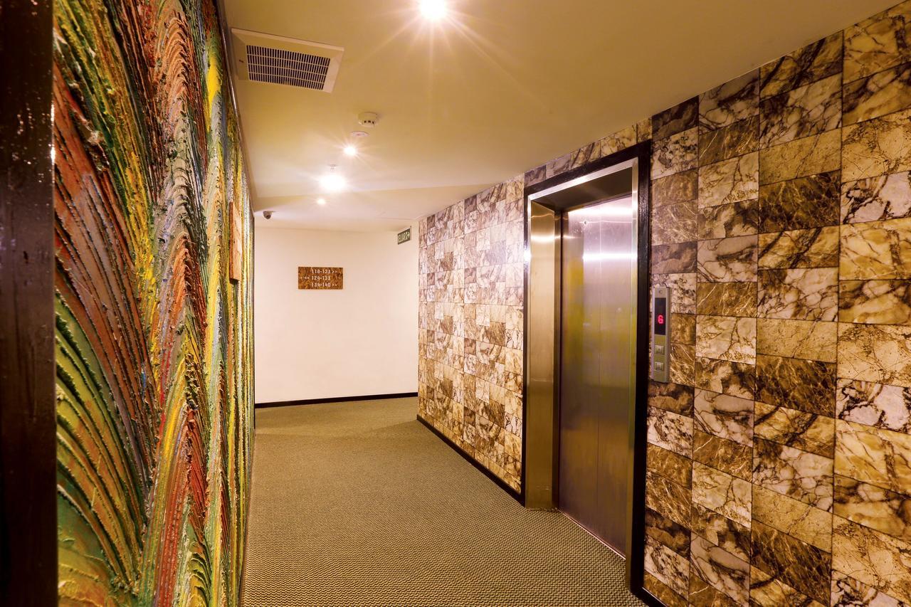 7 Heaven Boutique Hotel Pasir Gudang Exterior foto