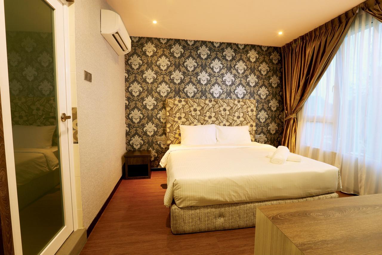 7 Heaven Boutique Hotel Pasir Gudang Exterior foto